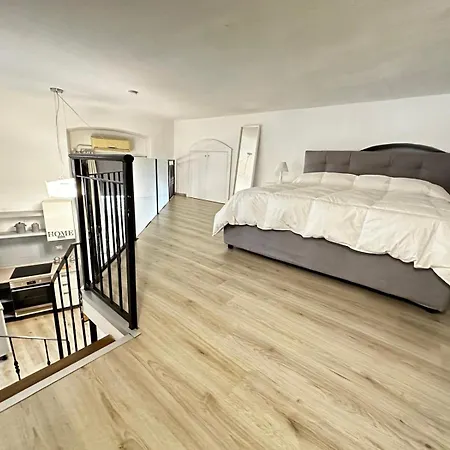 Apartment In Ciclabile Sanremo